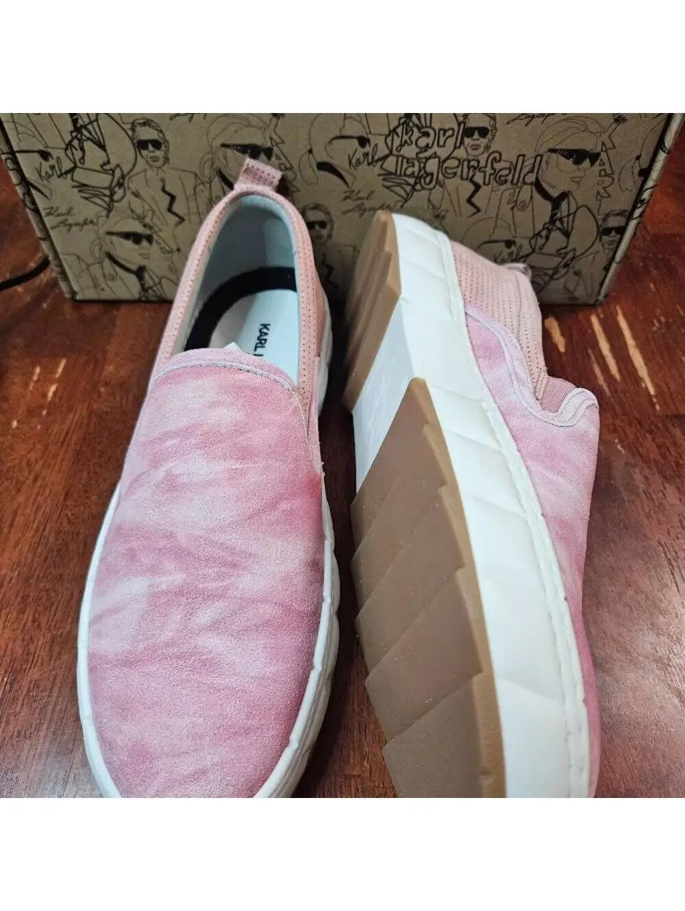KARL LAGERFELD PARIS MEN’S TIE‑DYE SUEDE LOGO LOAFER RED SIZE 8.5